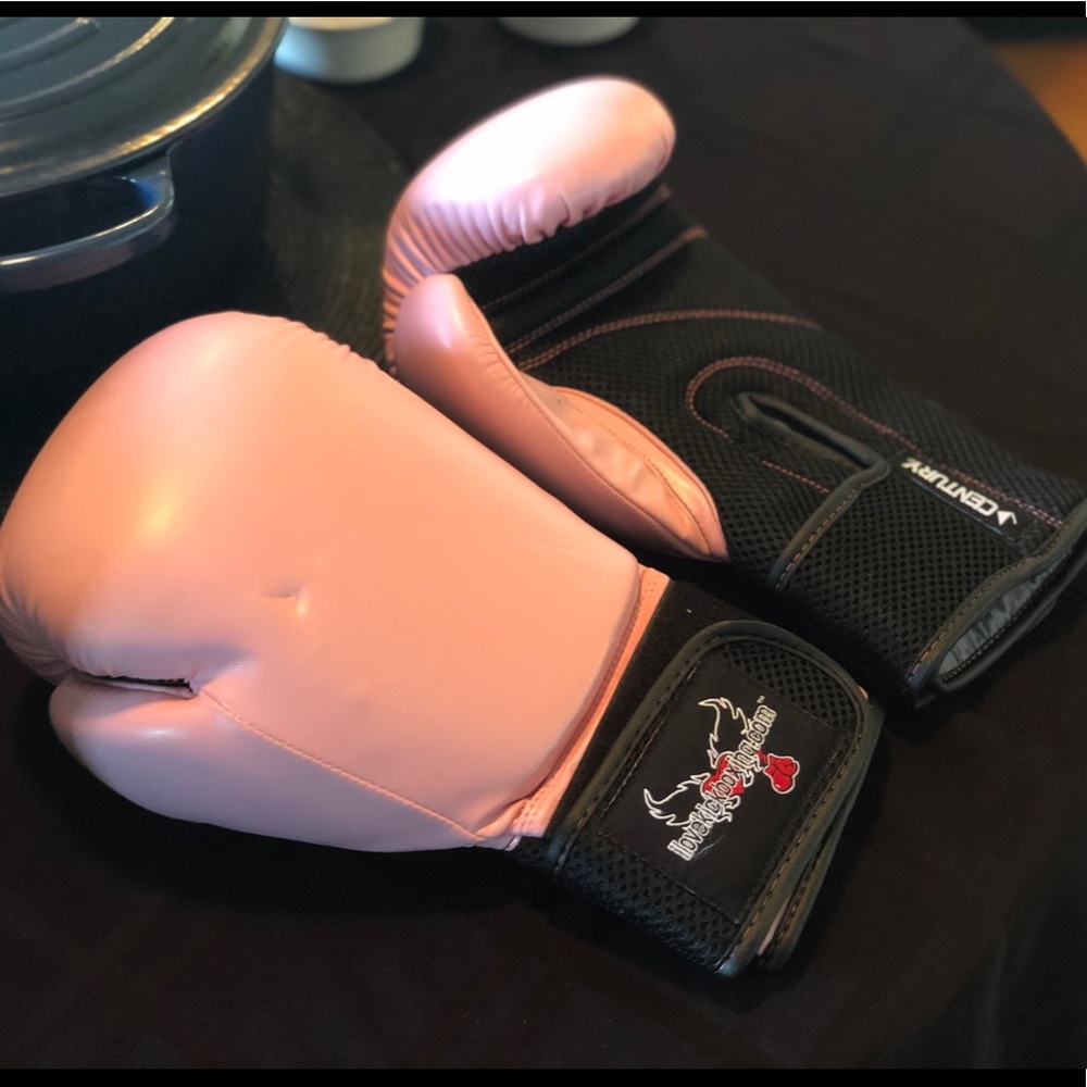 Pink Kickboxing Gloves